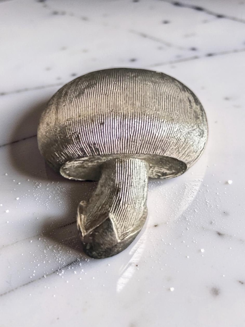 Vintage Crown Trifari Mushroom Brooch - Picture 2 of 4